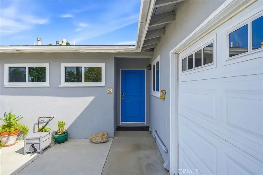 956 W Wilson St, Costa Mesa, CA 92627 - #3