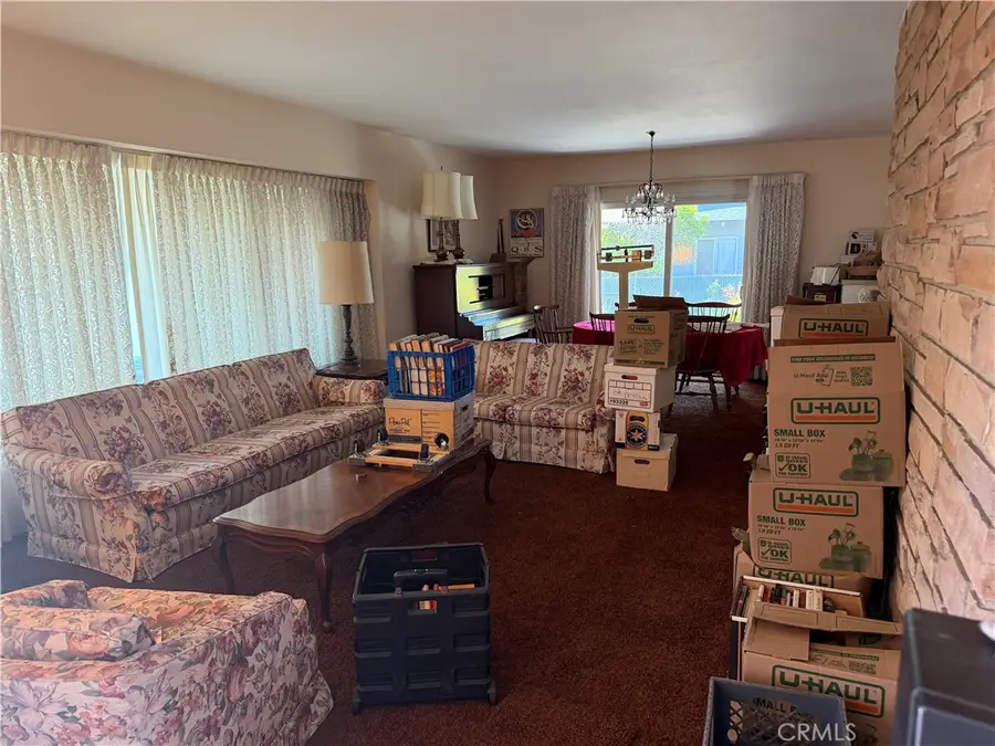 647 Wellesley Drive, Claremont, CA 91711 - #2