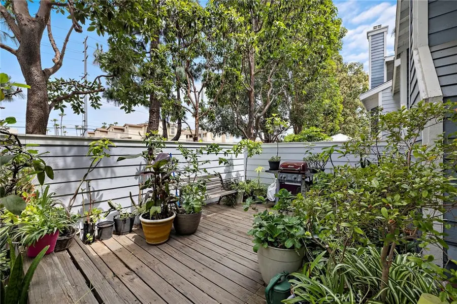 8125 Surfline Dr #A, Huntington Beach, CA 92646 - #3