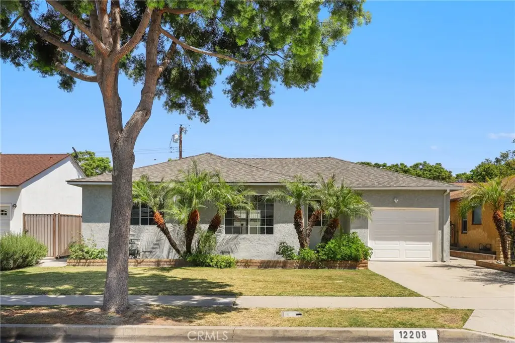 12208 Dunrobin Avenue, Downey, CA 90242 - #1
