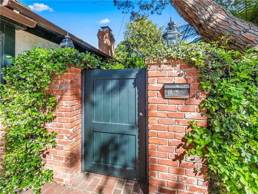 1821 Mandeville Canyon, Los Angeles, CA 90049 - #3