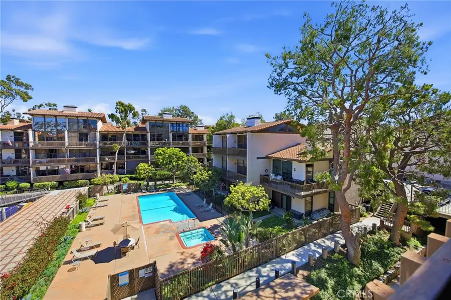 6318 Marina Pacifica Drive N, Long Beach, CA 90803 - #3