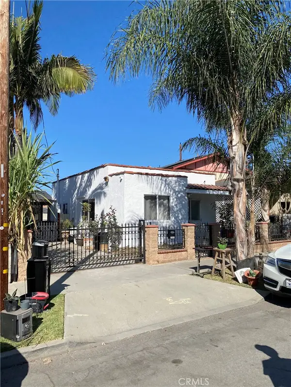 2033 W Burnett Street, Long Beach, CA 90810