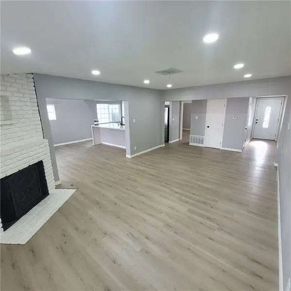 5651 Radford Avenue, Valley Village, CA 91607