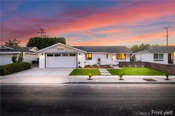 15801 Carrie Lane, Huntington Beach, CA 92647