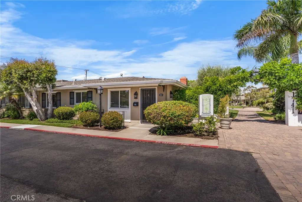 1741 21A Tustin, Costa Mesa, CA 92627 - #1