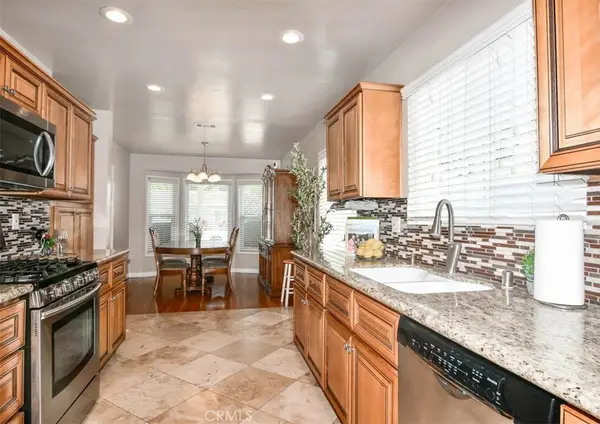 3927 Lees Avenue, Long Beach, CA 90808