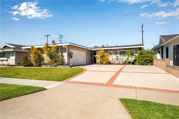 12171 Paseo Bonita, Los Alamitos, CA 90720