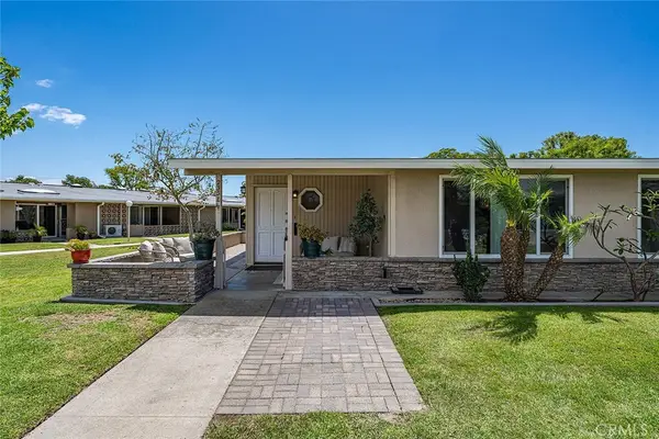 1125 Northwood #235L, Seal Beach, CA 90740