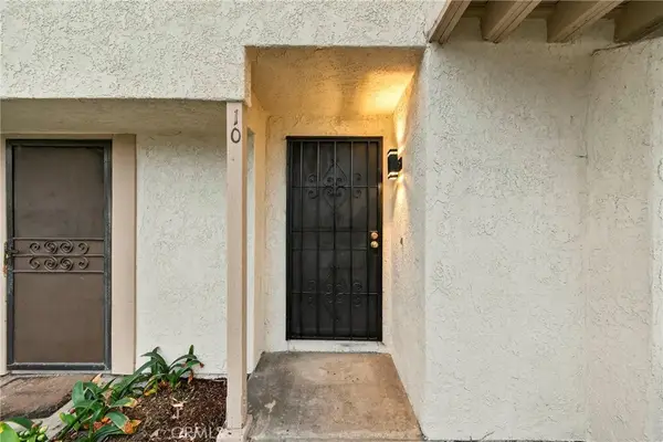 11360 166th #10, Cerritos, CA 90703