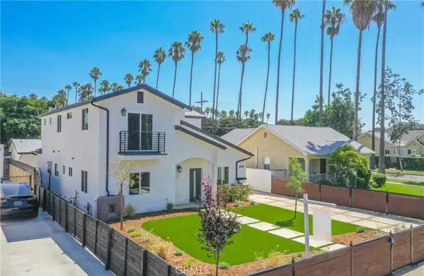 4928 8th Avenue, Los Angeles, CA 90043