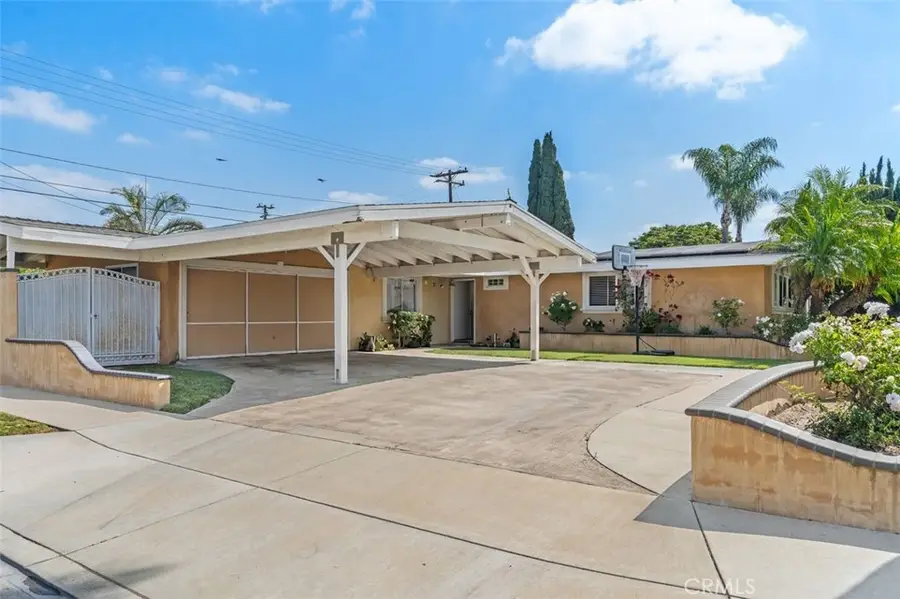 2113 W Niobe, Anaheim, CA 92804 - #2
