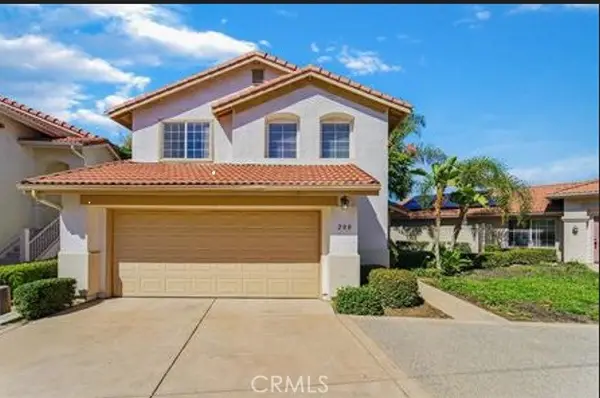 200 River Rock Court, Santee, CA 92071