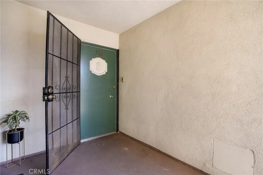 1187 E 3rd #308, Long Beach, CA 90802 - #3