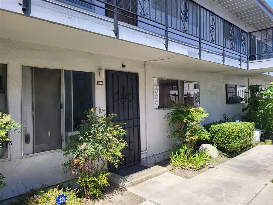 5500 Ackerfield #304, Long Beach, CA 90805 - #2