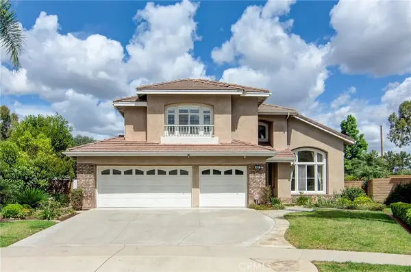 425 Downey, Placentia, CA 92870