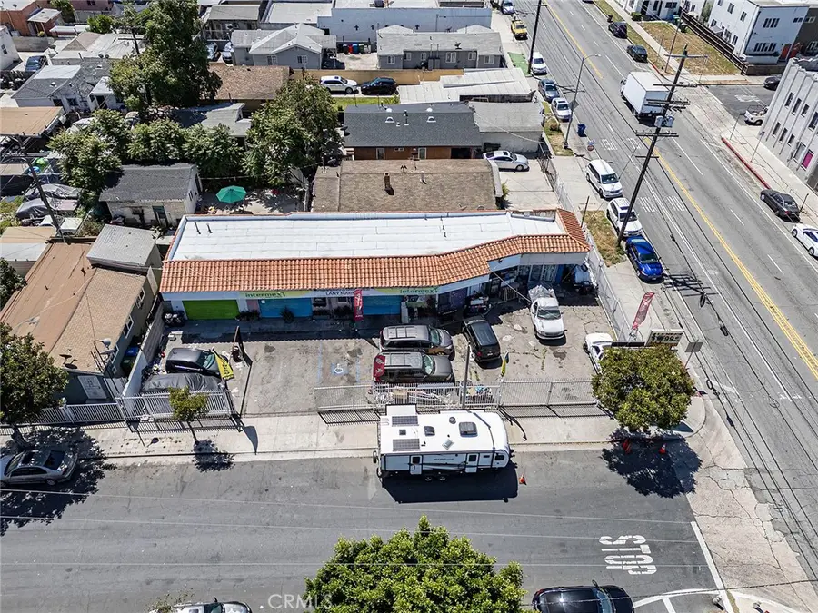 6500 S Hoover, Los Angeles, CA 90044 - #2