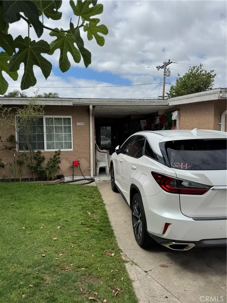 1745 Raymar, Santa Ana, CA 92703 - #1