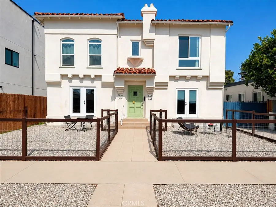 2924 12th #2926 1/2, Los Angeles, CA 90018 - #3