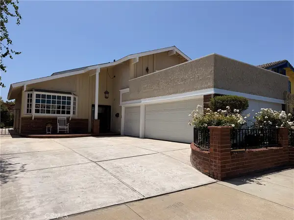 6402 Cantiles Avenue, Cypress, CA 90630