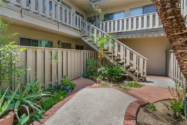 3365 Santa Fe #17, Long Beach, CA 90810