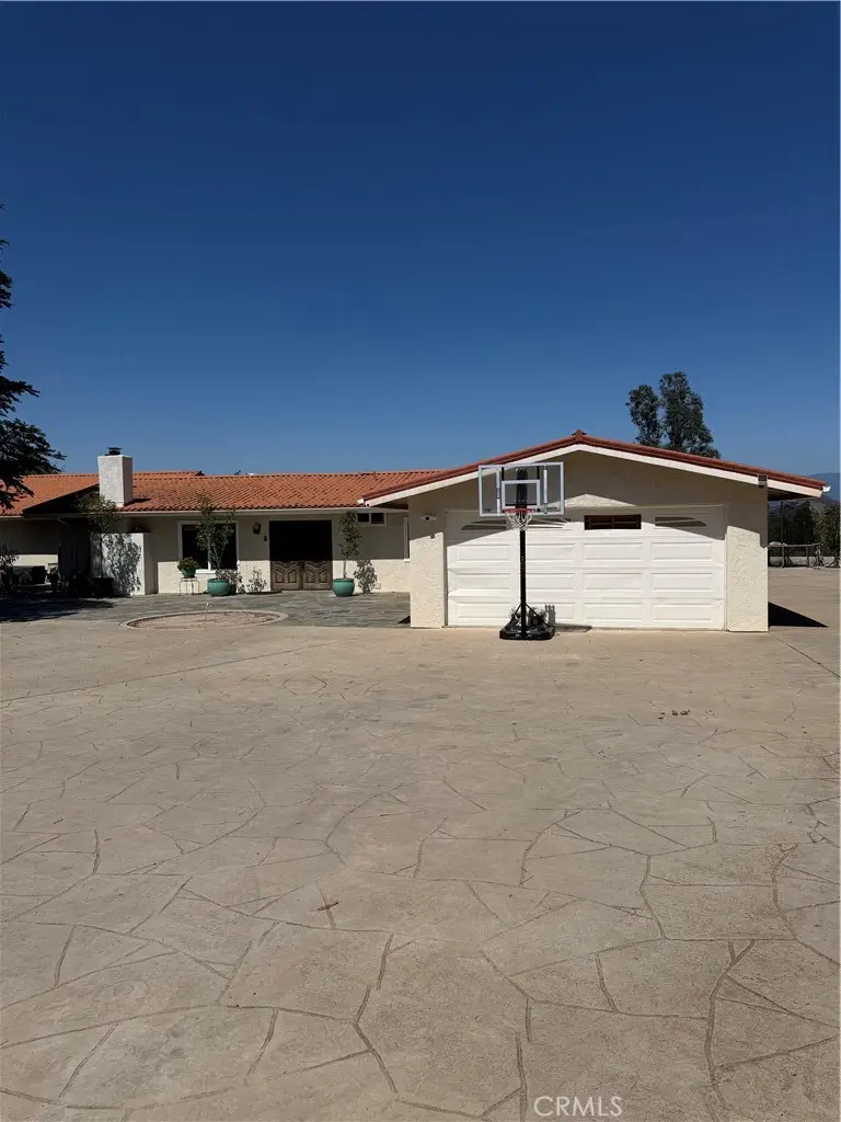 28805 Mountain Meadow, Escondido, CA 92026 - #1