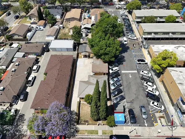 215 E Ash, Fullerton, CA 92832