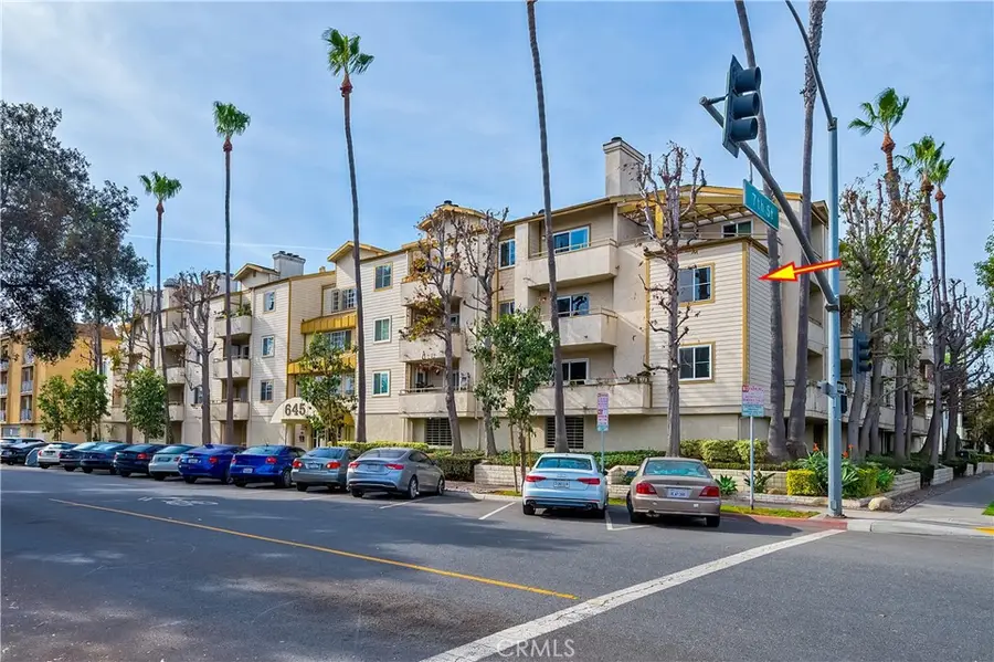 645 Chestnut Avenue #202, Long Beach, CA 90802 - #2