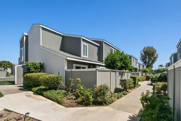 2670 W Segerstrom #A, Santa Ana, CA 92704
