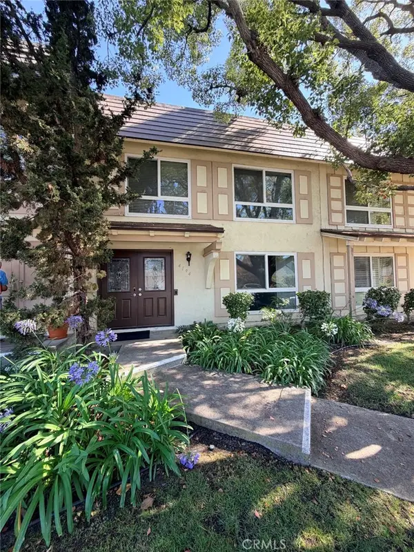 4194 Paseo De Oro, Cypress, CA 90630
