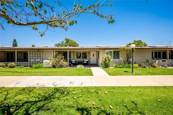 13381 El Dorado Drive #202C  M8, Seal Beach, CA 90740
