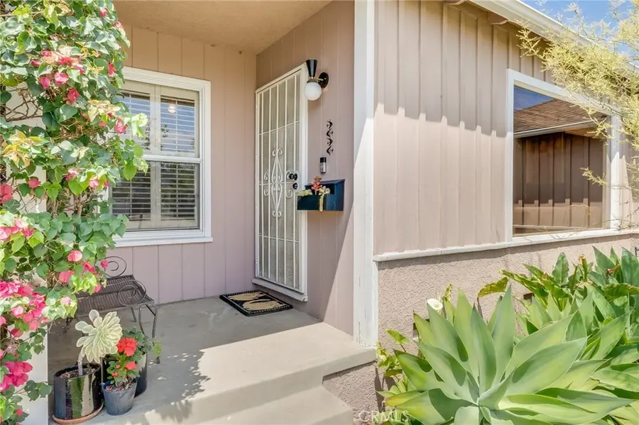 4725 Castana, Lakewood, CA 90712 - #2