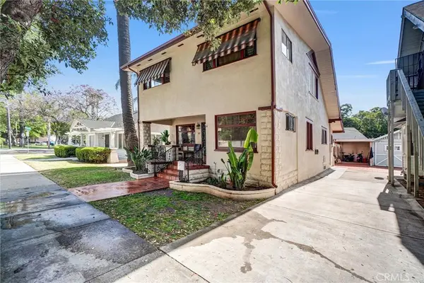 835 French Street, Santa Ana, CA 92701