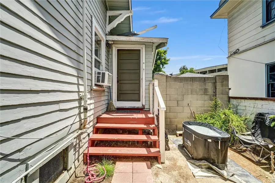 831 French Street, Santa Ana, CA 92701 - #3