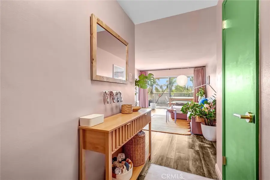 528 Cedar #3A, Long Beach, CA 90802 - #2
