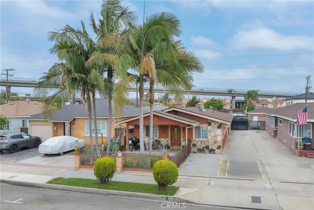 4853 W 116th St, Hawthorne, CA 90250 - #1
