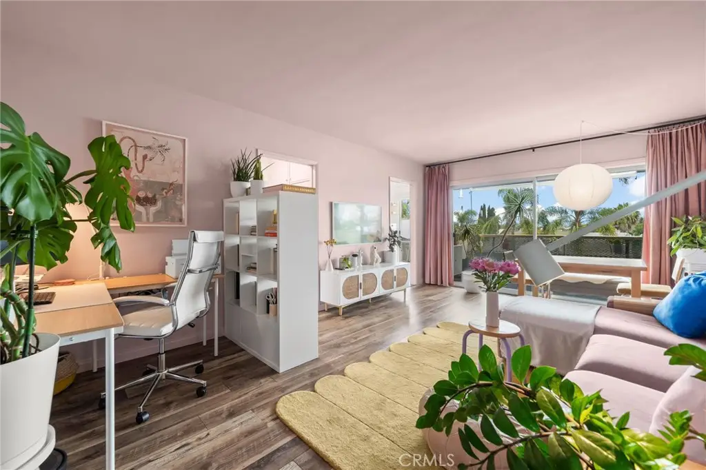 528 Cedar #3A, Long Beach, CA 90802 - #1