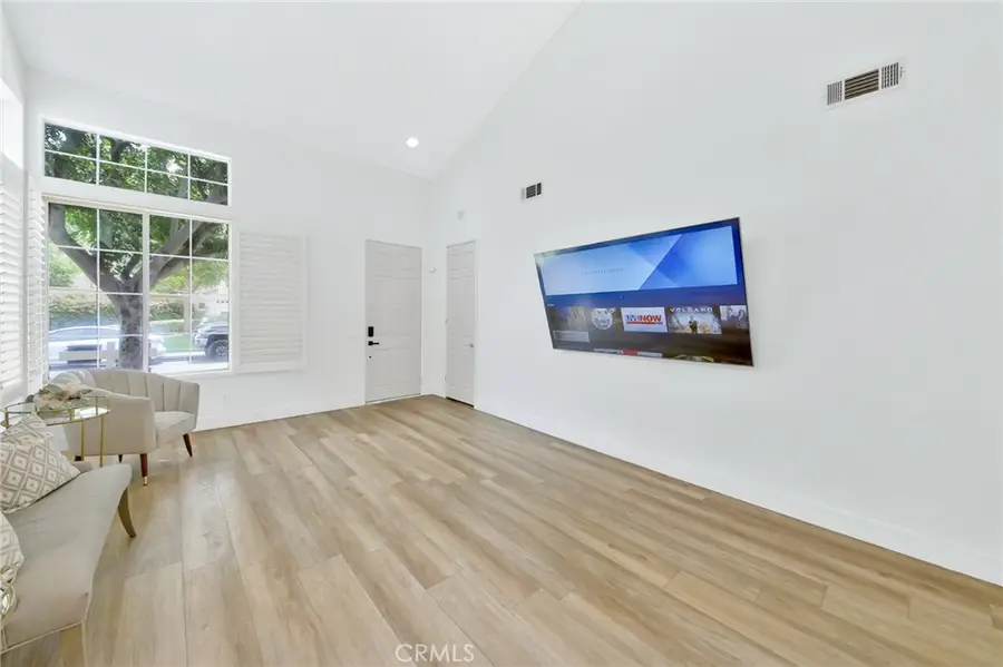 4115 Visions, Fullerton, CA 92833 - #3