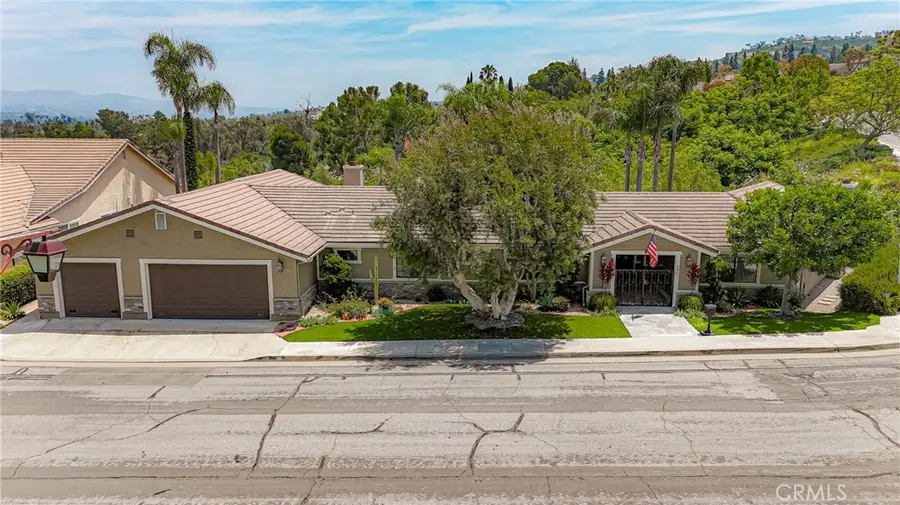 396 S Sleepy Meadow, Anaheim Hills, CA 92807 - #2