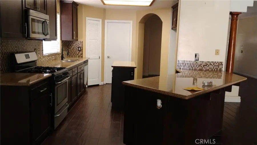 3005 Green Mountain, Bakersfield, CA 93312 - #3