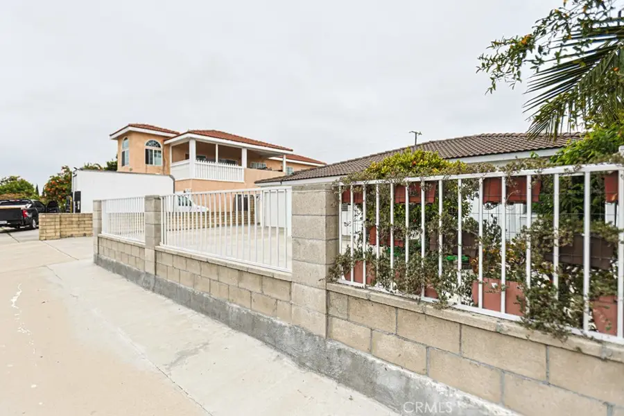 14671 Hunter Ln, Midway City, CA 92655 - #3