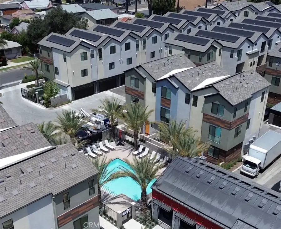 5876 Linden Ave #3, Long Beach, CA 90805 - #2
