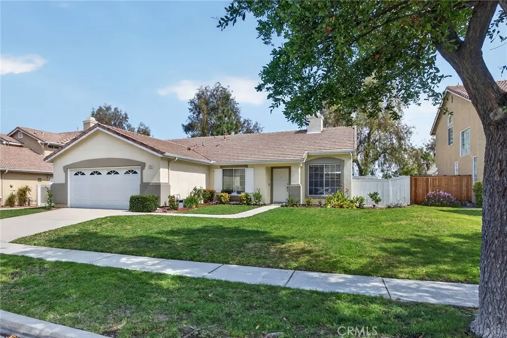 711 Donatello Drive, Corona, CA 92882 - #1