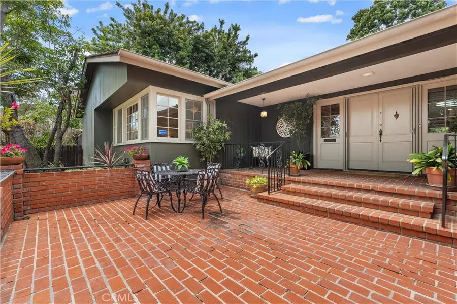 1455 La Perla, Long Beach, CA 90815 - #3