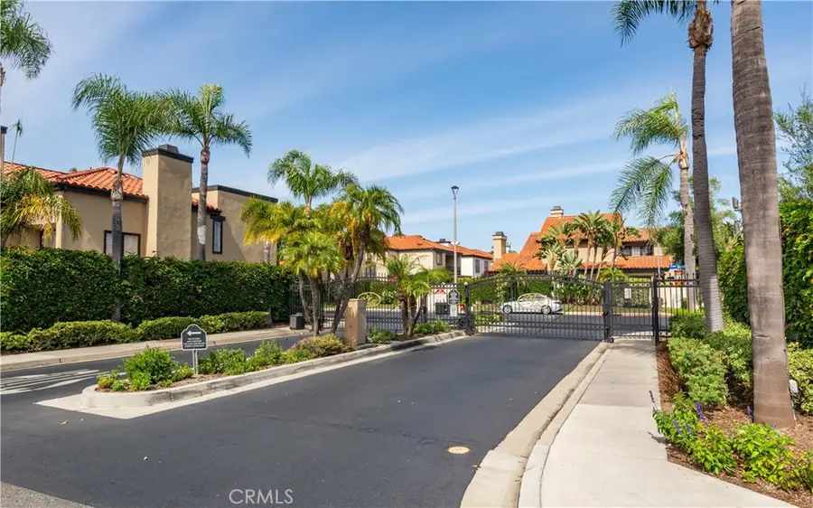 5748 Madrid Lane, Long Beach, CA 90814 - #2