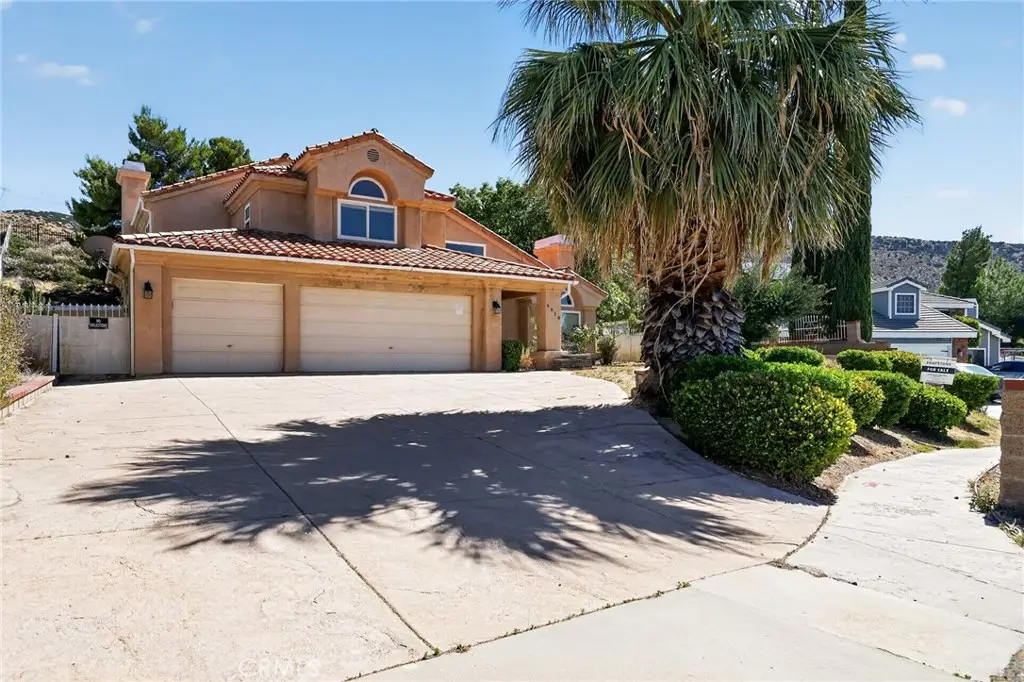 6910 Sycamore, Palmdale, CA 93551 - #1
