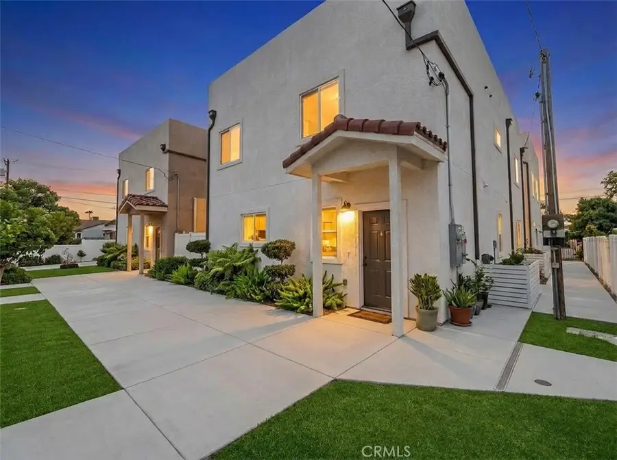 16623 Lake Avenue, Paramount, CA 90723 - #2