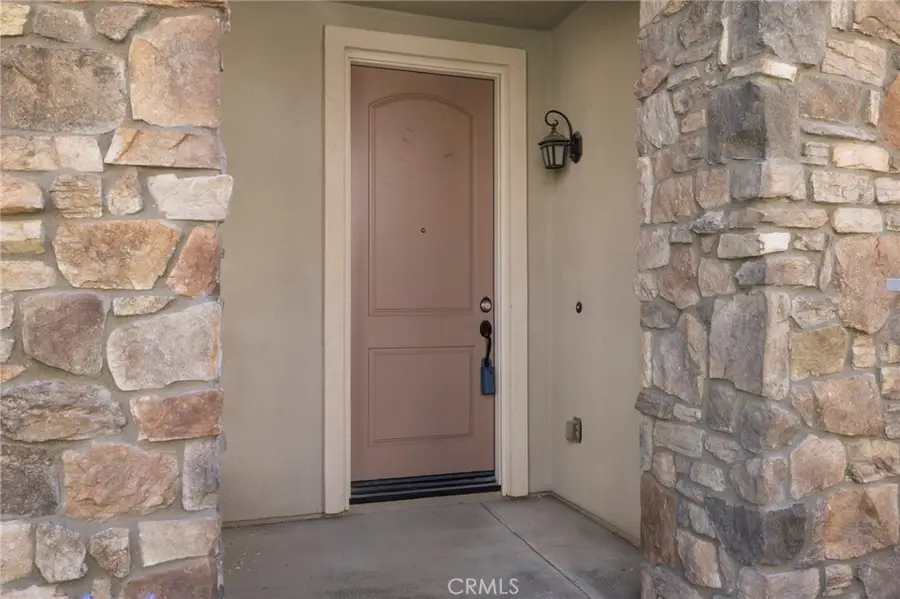 14975 S Highland Avenue #13, Fontana, CA 92336 - #3