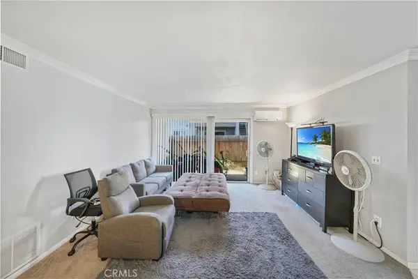 2511 W. Sunflower Ave. #H3, Santa Ana, CA 92704