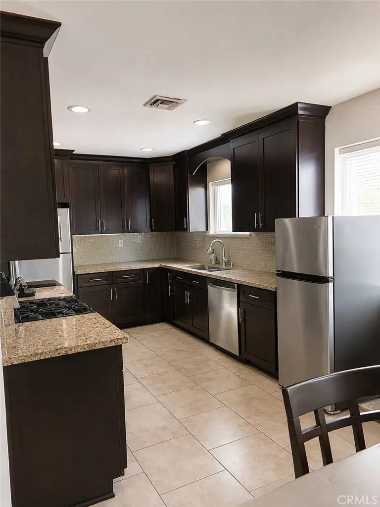 5645 Crest Avenue, Riverside, CA 92503 - #3